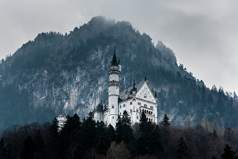 neuschwanstein_bavaria_landscape